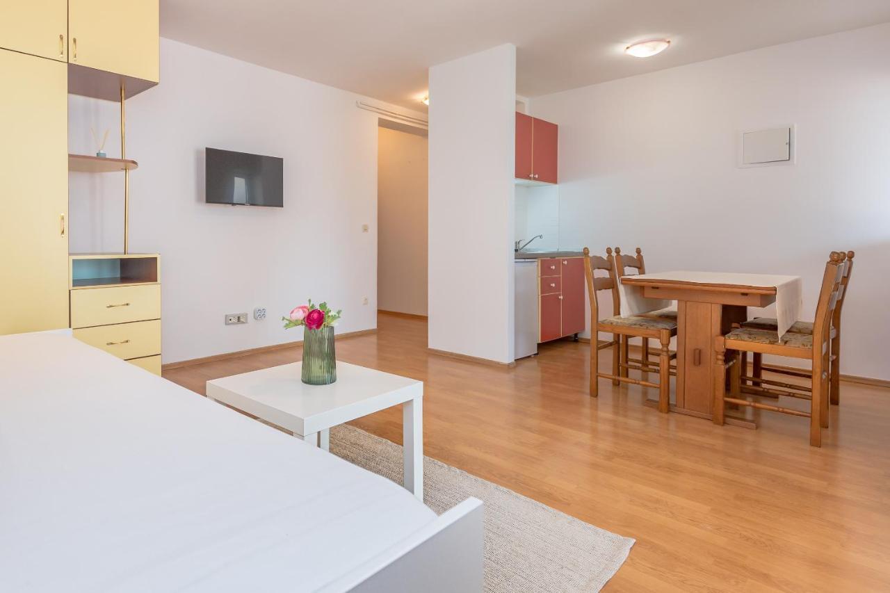 Apartmani Grmoja Baška Voda Zewnętrze zdjęcie